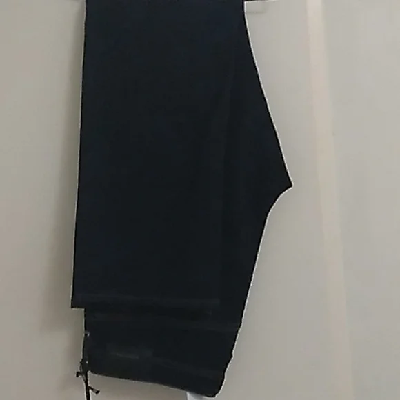 Jeans - Picture 3 of 3